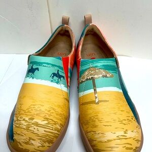 UIN (Dream Beach) Toledo Ultra Light Weight Slip-on Loafer Women's Size 10